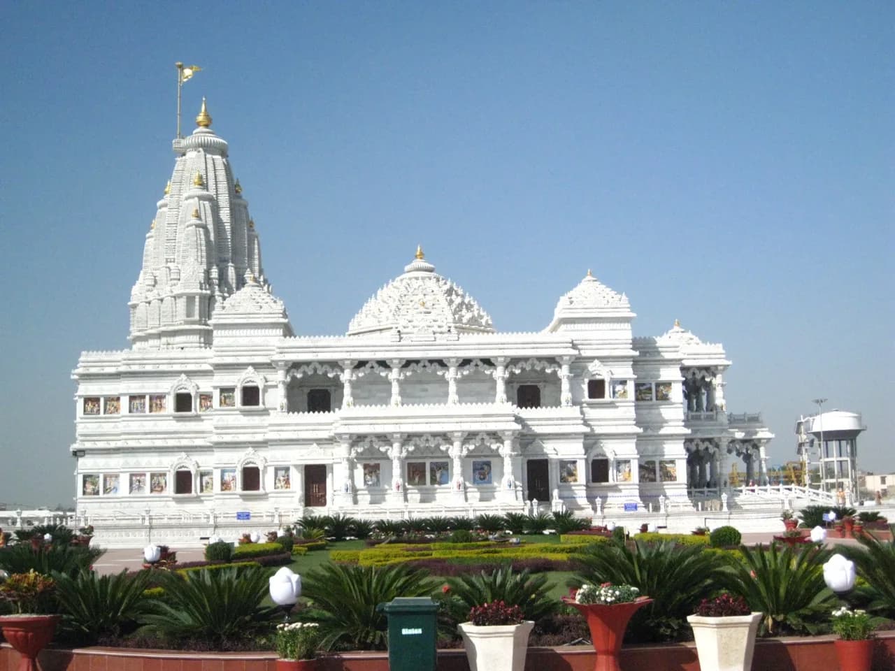 Ayodhya Ram Mandir Darshan Tour gallery 3