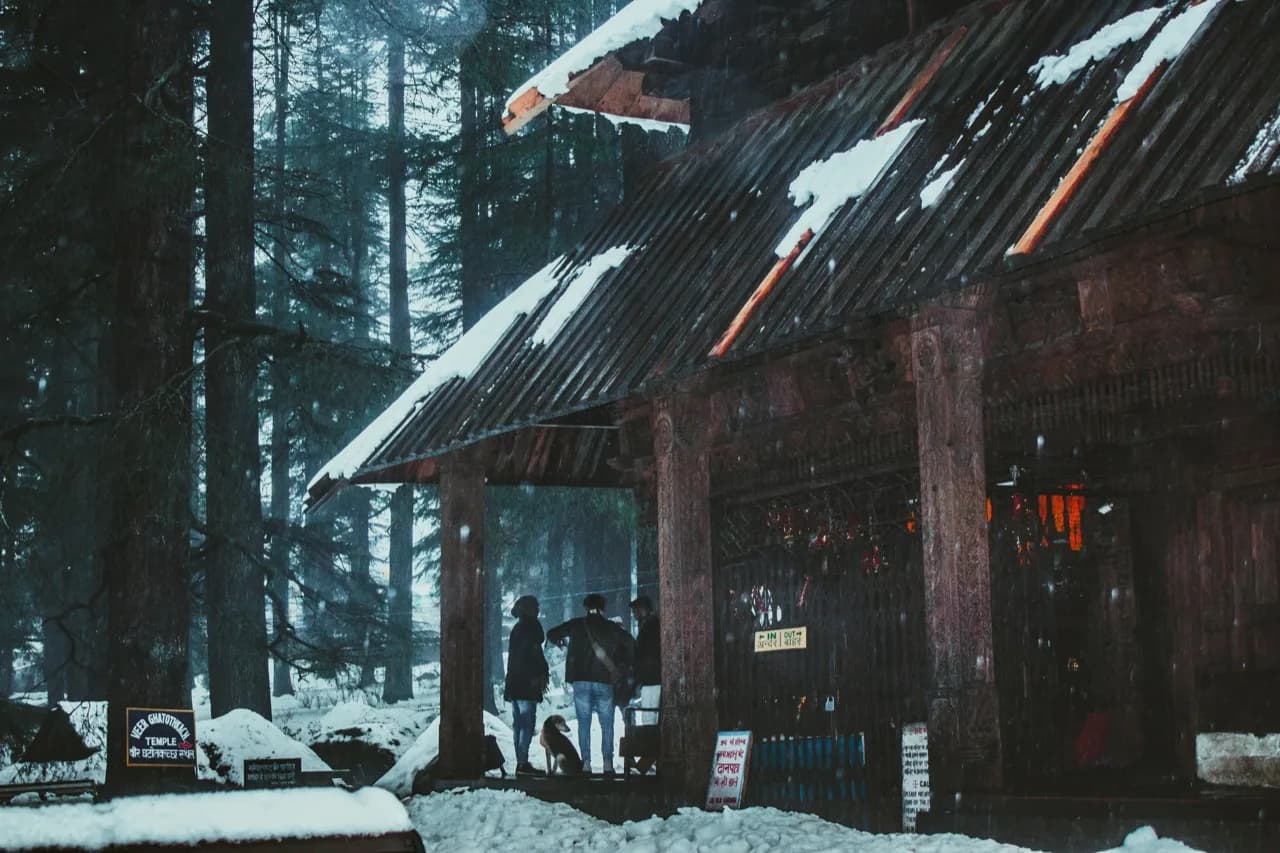 Auli Skiing