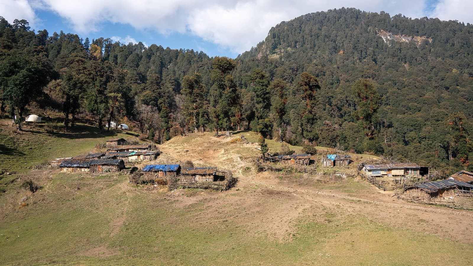 Dayara Bugyal Trek